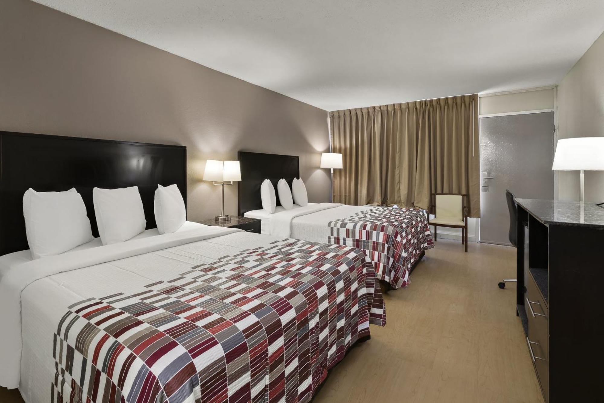 Red Roof Inn & Suites Cave City Eksteriør billede